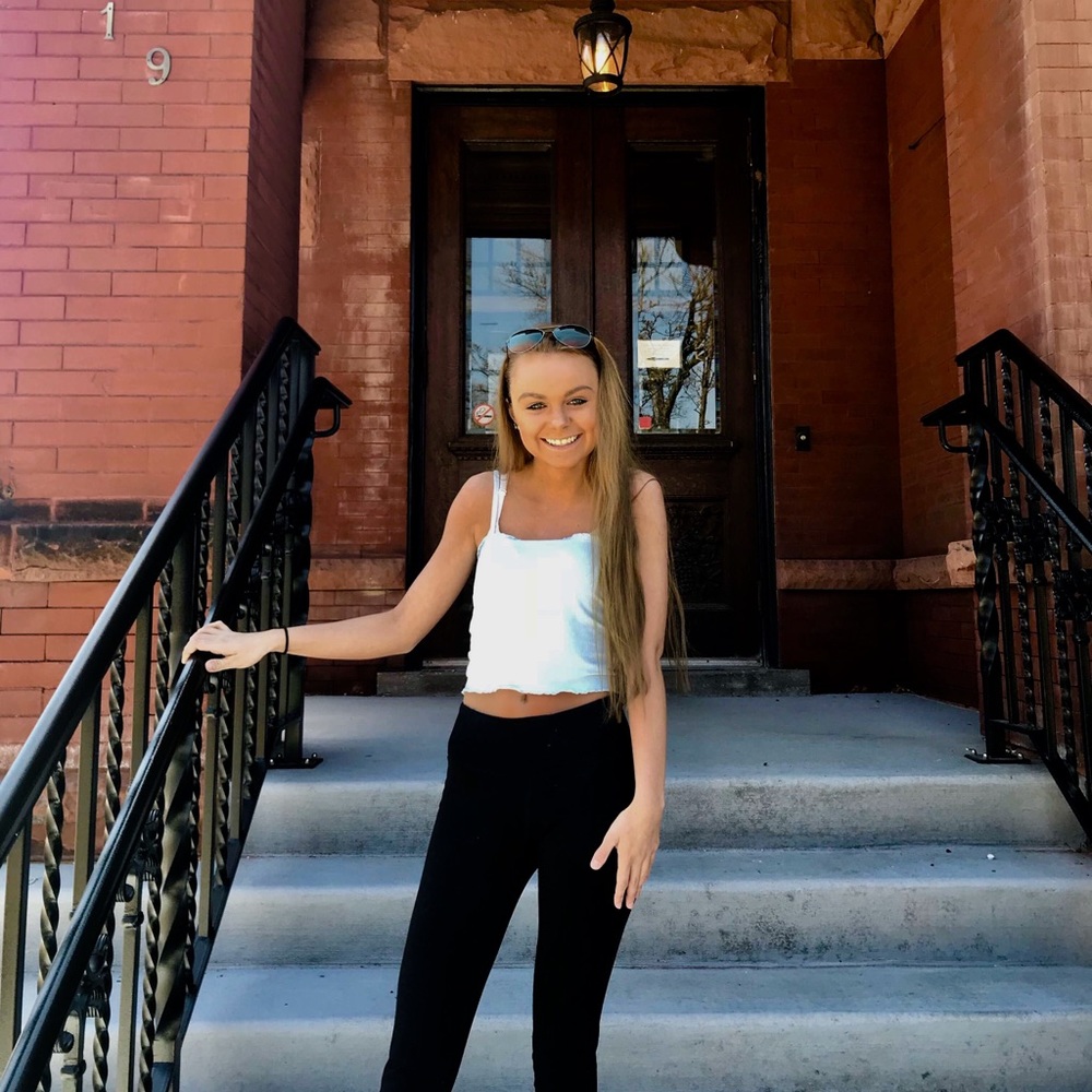 Meet your Posher, Codi